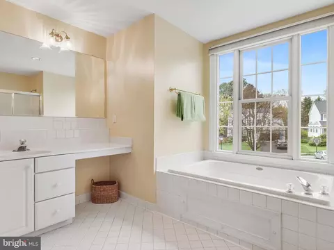 Bath - 2805 Erics Ct, Crofton, MD 21114 photo 2 of 4