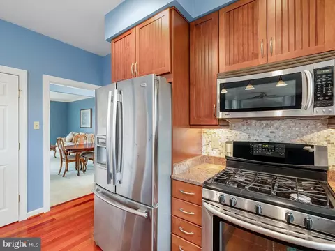 Kitchen - 2805 Erics Ct, Crofton, MD 21114 photo 4 of 5