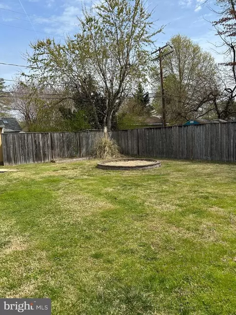 304 Beverley Pl, Edgewater, MD 21037 photo 8