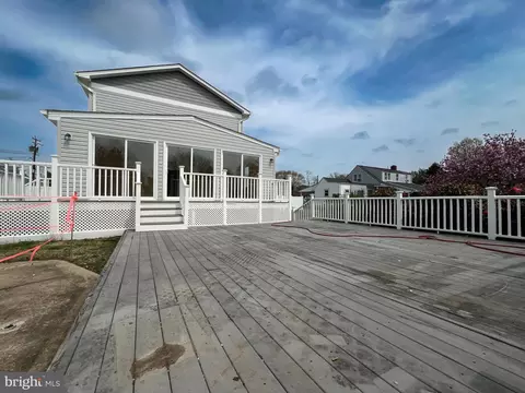 Exterior - 1201 Rock Hill Rd, Pasadena, MD 21122 photo 6 of 9
