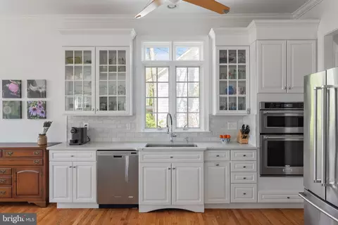 Kitchen - 3434 Hidden River View Rd, Annapolis, MD 21403 photo 2 of 3