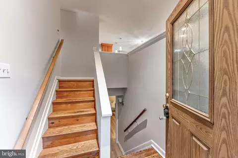 Entry Way - 756 Windgate Dr, Annapolis, MD 21409 photo 1 of 2