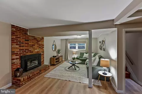 Living - 756 Windgate Dr, Annapolis, MD 21409 photo 3 of 3