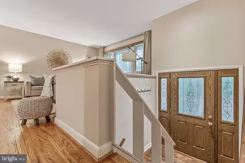 Entry Way - 756 Windgate Dr, Annapolis, MD 21409 photo 2 of 2