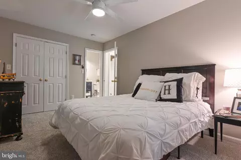 Bedroom - 7023 Bay Front Dr, Annapolis, MD 21403 photo 2 of 7