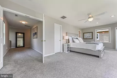 Entry Way - 7023 Bay Front Dr, Annapolis, MD 21403 photo 5 of 5