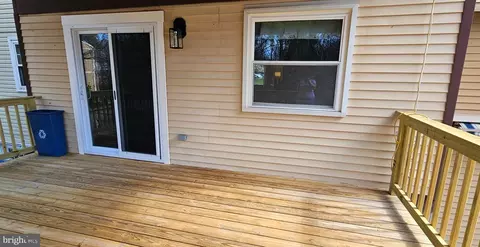 7974 Tower Bridge Dr, Pasadena, MD 21122 photo 11