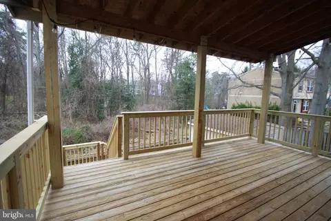 7974 Tower Bridge Dr, Pasadena, MD 21122 photo 10
