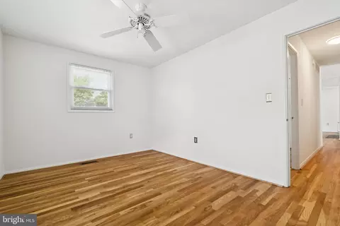 243 Ironshire S, Laurel, MD 20724 photo 18