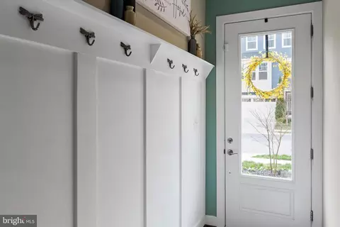 Entry Way - 84 Shadbush Way, Arnold, MD 21012 photo 5 of 6