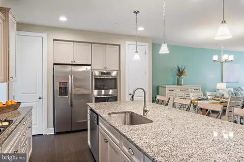 Kitchen - 84 Shadbush Way, Arnold, MD 21012 photo 5 of 7