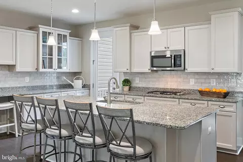 Kitchen - 84 Shadbush Way, Arnold, MD 21012 photo 2 of 7