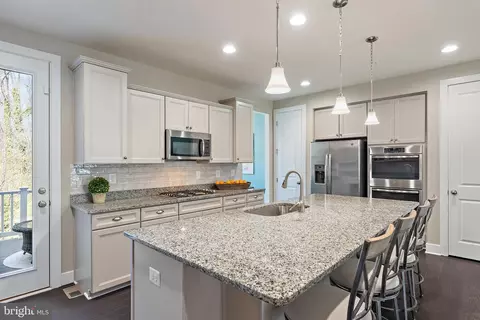Kitchen - 84 Shadbush Way, Arnold, MD 21012 photo 6 of 7