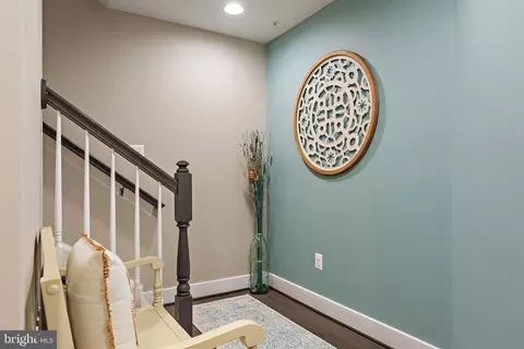 Entry Way - 84 Shadbush Way, Arnold, MD 21012 photo 3 of 6