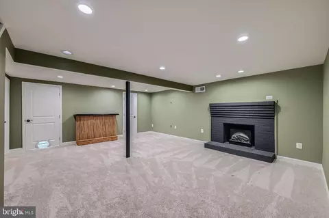 Living - 302 Haskell Dr, Arnold, MD 21012 photo 5 of 5