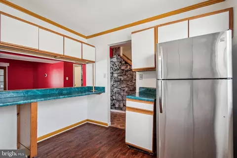 Kitchen - 739 Match Point Dr, Arnold, MD 21012 photo 4 of 4