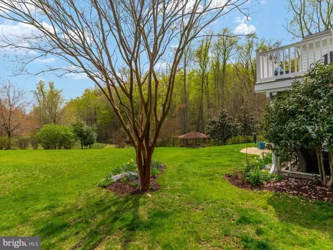 Exterior - 1221 Whetstone Dr, Arnold, MD 21012 photo 12 of 13