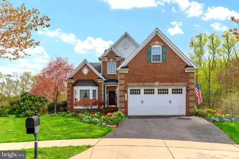 1221 Whetstone Dr, Arnold, MD 21012