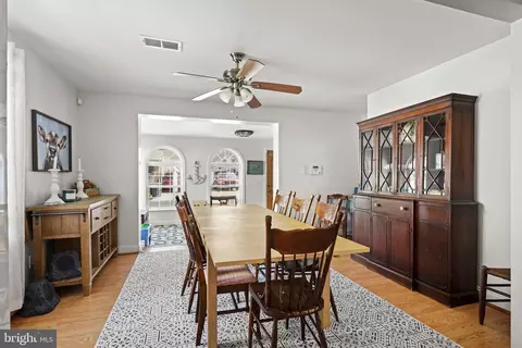 Dining - 5984 2nd St, Deale, MD 20751 photo 1 of 2