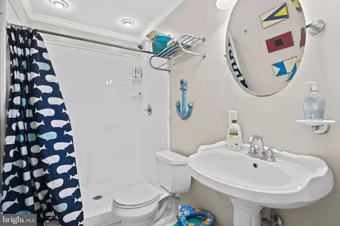 Bath - 5984 2nd St, Deale, MD 20751 photo 2 of 2