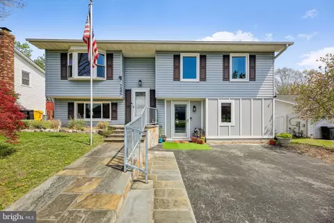 7895 Stonehearth Rd, Severn, MD 21144