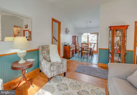 241 11th St, Pasadena, MD 21122 photo 10