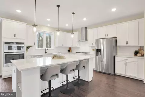 Kitchen - 3268 Watershed Blvd, Laurel, MD 20724 photo 2 of 4