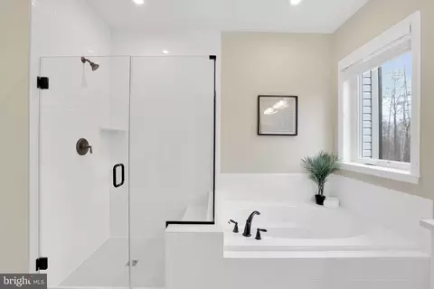 Entry Way - 3268 Watershed Blvd, Laurel, MD 20724 photo 9 of 11