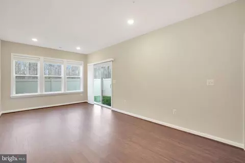 Living - 3268 Watershed Blvd, Laurel, MD 20724 photo 3 of 7