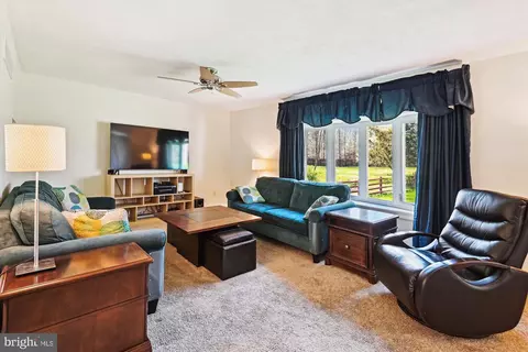 8179 Old Mill Rd, Pasadena, MD 21122 photo 5