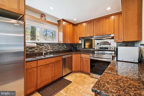 8179 Old Mill Rd, Pasadena, MD 21122 photo 7