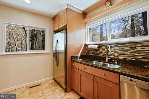 8179 Old Mill Rd, Pasadena, MD 21122 photo 8