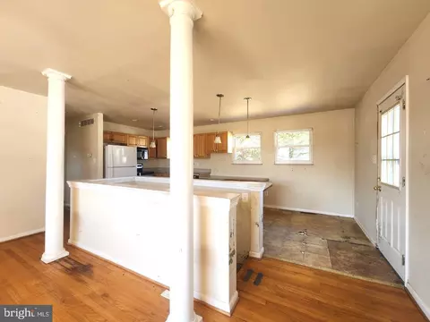 Other - 916 Marthas Vineyard Ln, Pasadena, MD 21122 photo 1 of 9