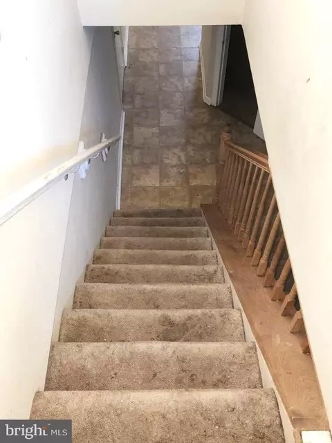 Entry Way - 916 Marthas Vineyard Ln, Pasadena, MD 21122 photo 1 of 1