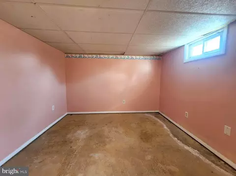 Other - 916 Marthas Vineyard Ln, Pasadena, MD 21122 photo 7 of 9