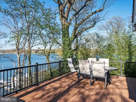 Exterior - 336 Severn Rd, Annapolis, MD 21401 photo 7 of 13