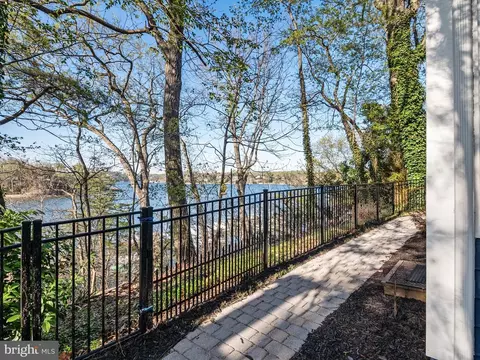 Exterior - 336 Severn Rd, Annapolis, MD 21401 photo 12 of 13