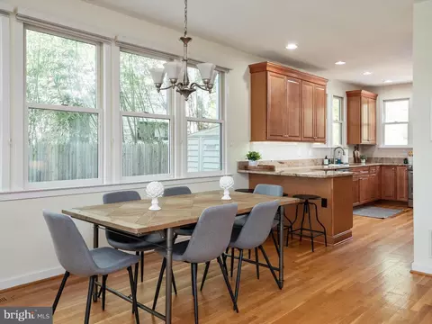 Dining - 336 Severn Rd, Annapolis, MD 21401 photo 2 of 2