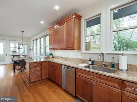 Kitchen - 336 Severn Rd, Annapolis, MD 21401 photo 3 of 3