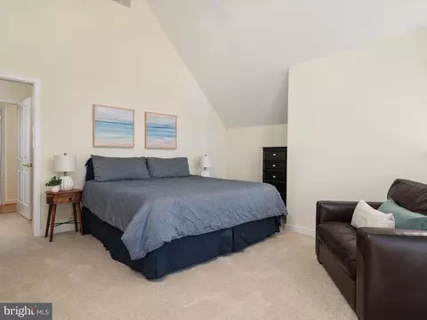 Bedroom - 336 Severn Rd, Annapolis, MD 21401 photo 2 of 5