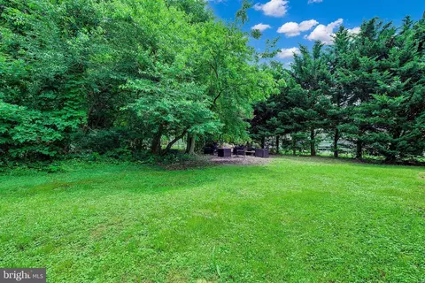 Exterior - 8177 Bodkin Ave, Pasadena, MD 21122 photo 10 of 10