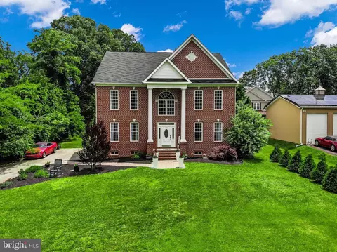 Exterior - 8177 Bodkin Ave, Pasadena, MD 21122 photo 2 of 10
