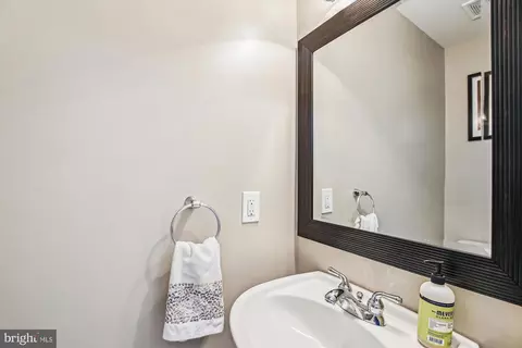 481 Penwood Dr, Edgewater, MD 21037 photo 7