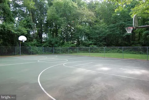 Exterior - 555 Bay Green Dr, Arnold, MD 21012 photo 12 of 17