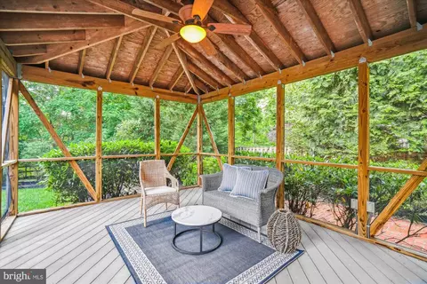 Exterior - 555 Bay Green Dr, Arnold, MD 21012 photo 4 of 17