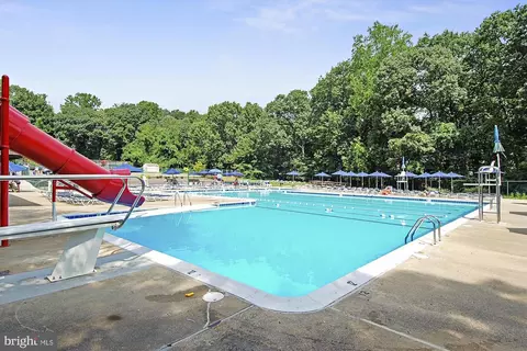 Exterior - 555 Bay Green Dr, Arnold, MD 21012 photo 9 of 17