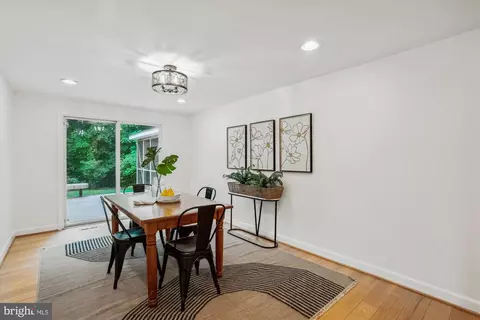 Dining - 555 Bay Green Dr, Arnold, MD 21012 photo 1 of 2