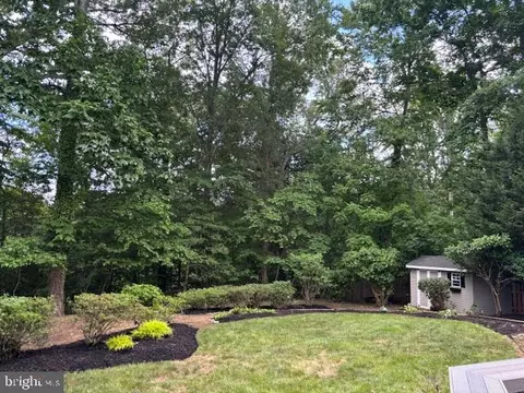 Exterior - 555 Bay Green Dr, Arnold, MD 21012 photo 7 of 17