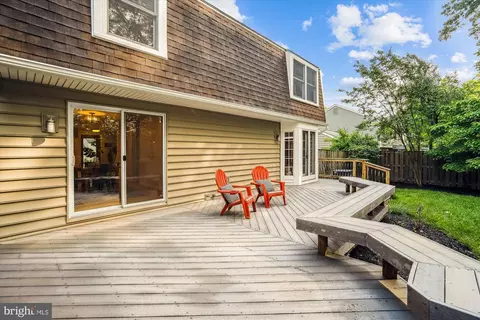 Exterior - 555 Bay Green Dr, Arnold, MD 21012 photo 8 of 17