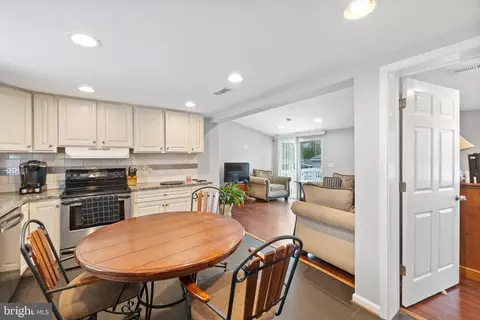 5 S Gail St, Laurel, MD 20724